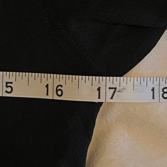 Helly Hansen Women's LIFA Active Stripe Crew Base Layer, Back + White, Large - Picture 6 of 8